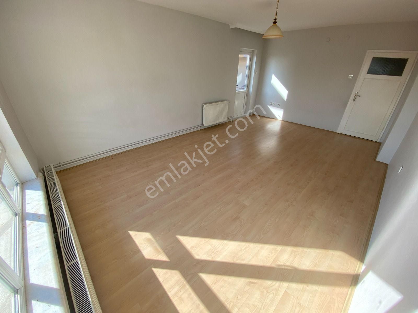 Relax'tan Etlik'te Manzaralı Bağımsız 3+1 Yapılı Masrafsız - Görsel 6