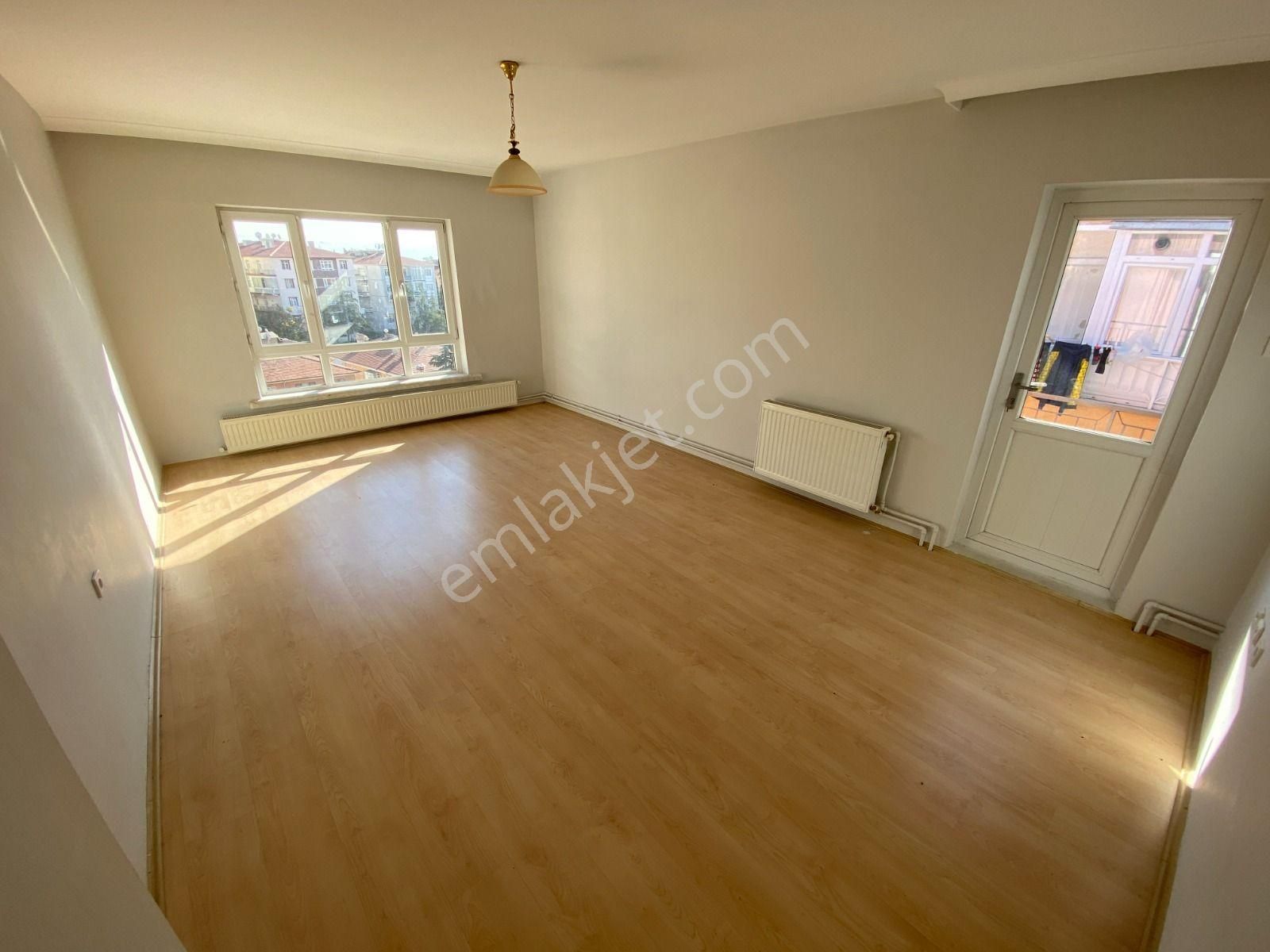 Relax'tan Etlik'te Manzaralı Bağımsız 3+1 Yapılı Masrafsız - Görsel 7