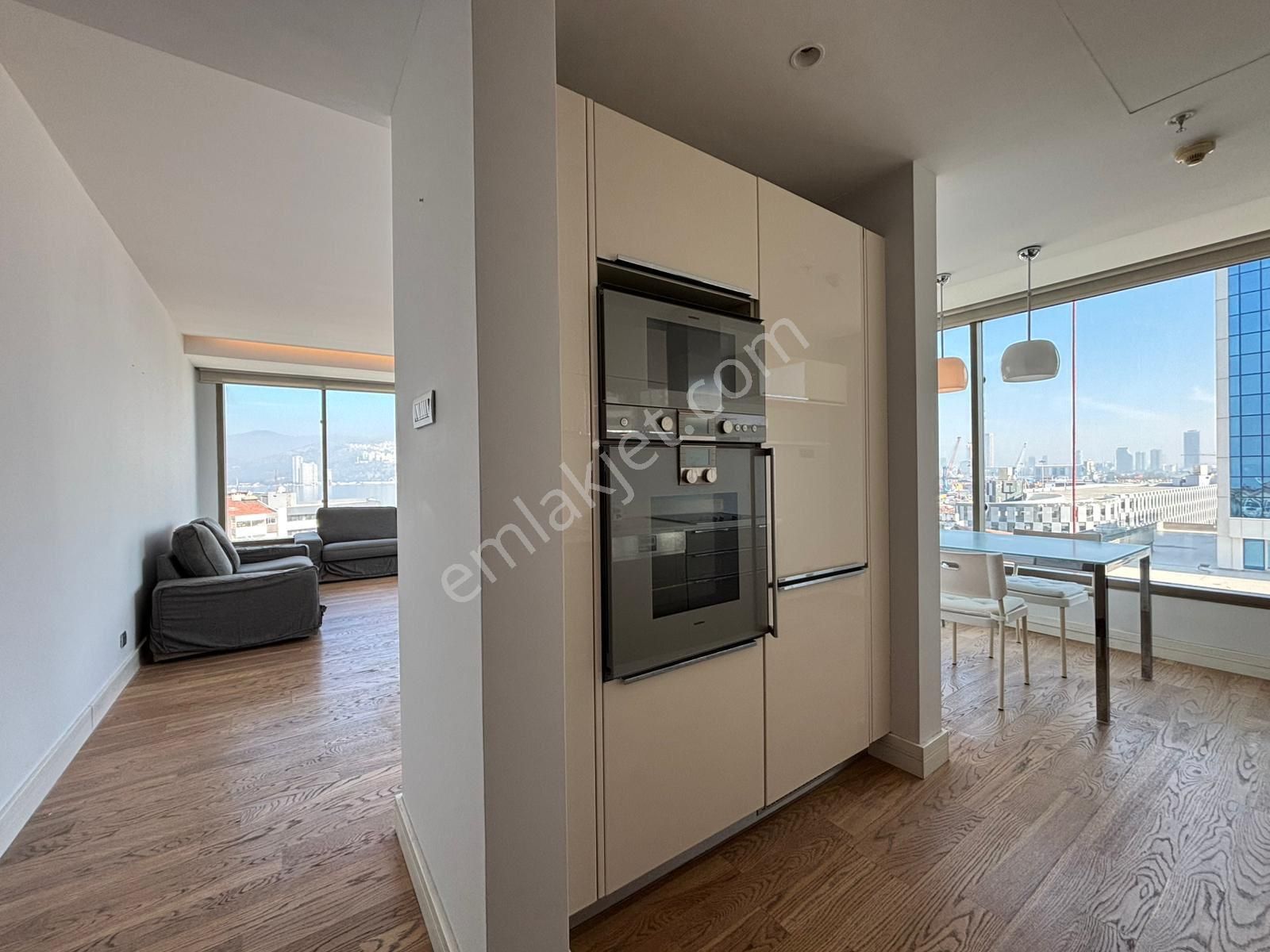 Alsancak Otoparklı Port Rezidansta 2+1 Eşyalı Kiralık Daire! - Görsel 24