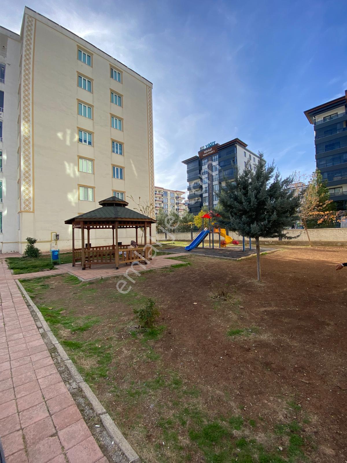 Makro Life Gayrimenkul'den Satılık Bağcılarda Satılık 2+1 Daire - Görsel 10
