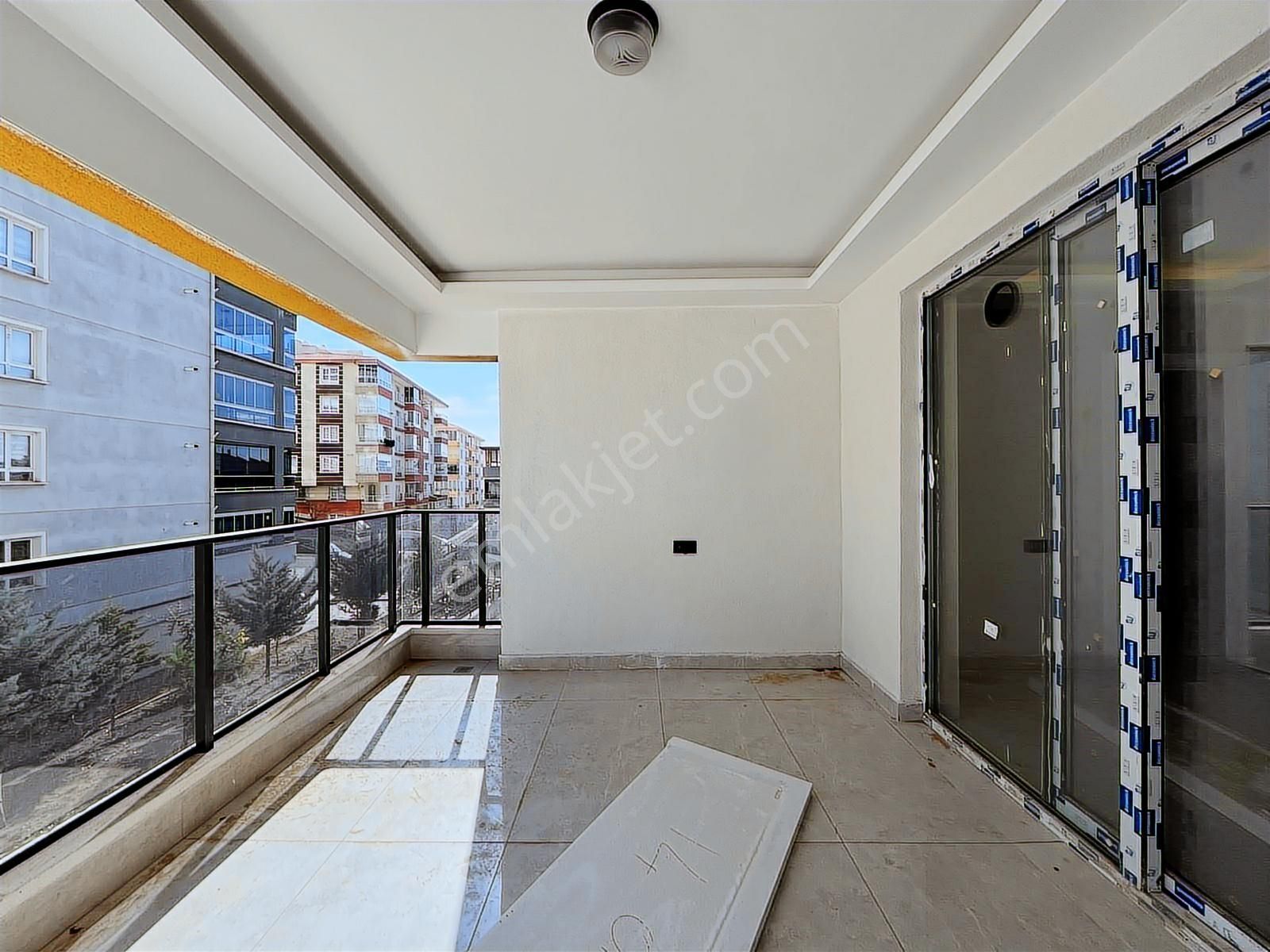 Bakırhan Emlak'tan 3+1 Sıfır Teras Balkon E.banyolu Kupon Daire - Görsel 2