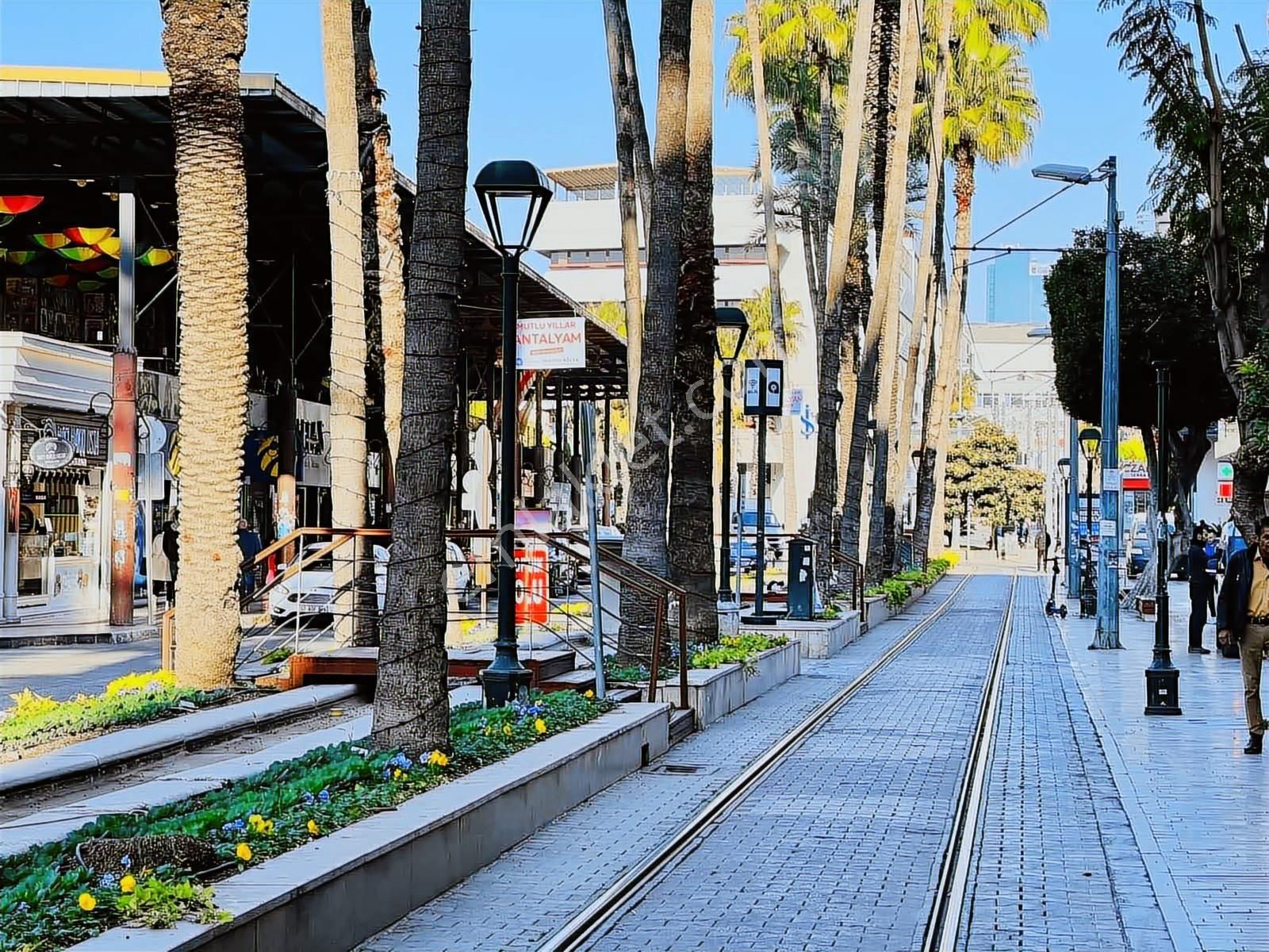 Antalya Işıklar Cd 7 Adet Ayrı Tapulu Satılık Dükkan - Görsel 6