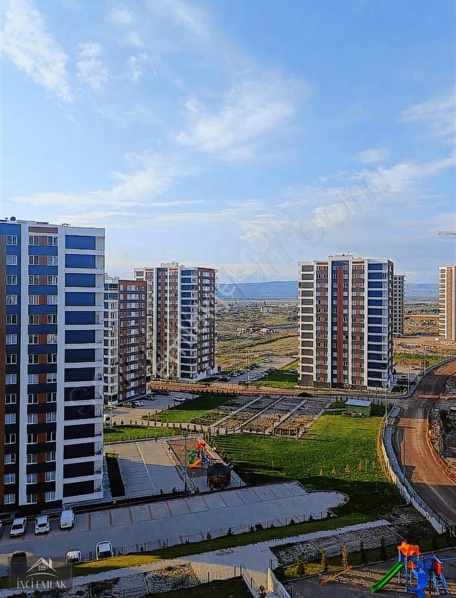 Hemen Taşın İldem E 4+1 Hobi Bahçeli Daire