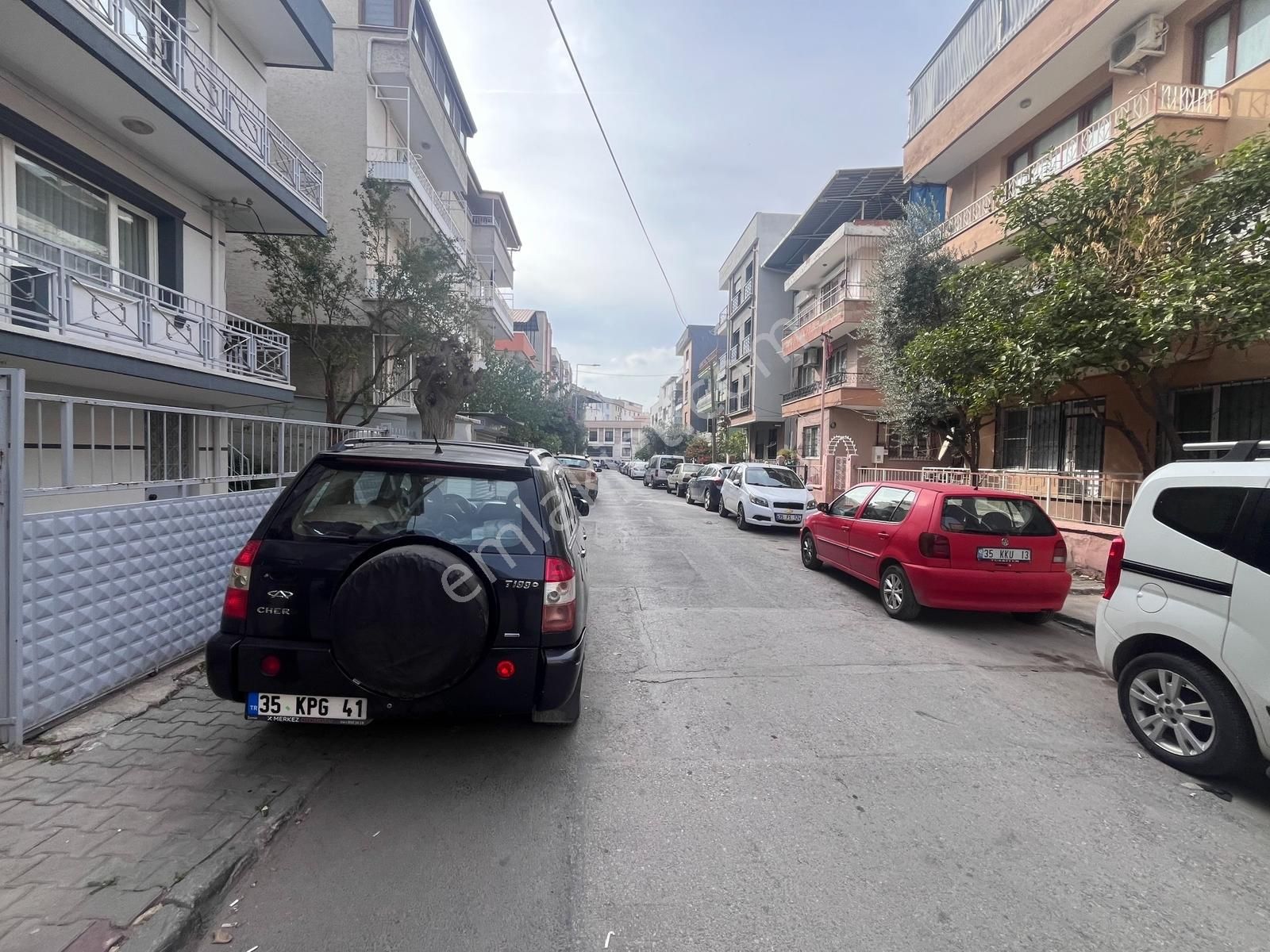 Buca Üniversite Ve Doğum Hastanesi Yakını Kiracılı 1+1 Daire - Görsel 3