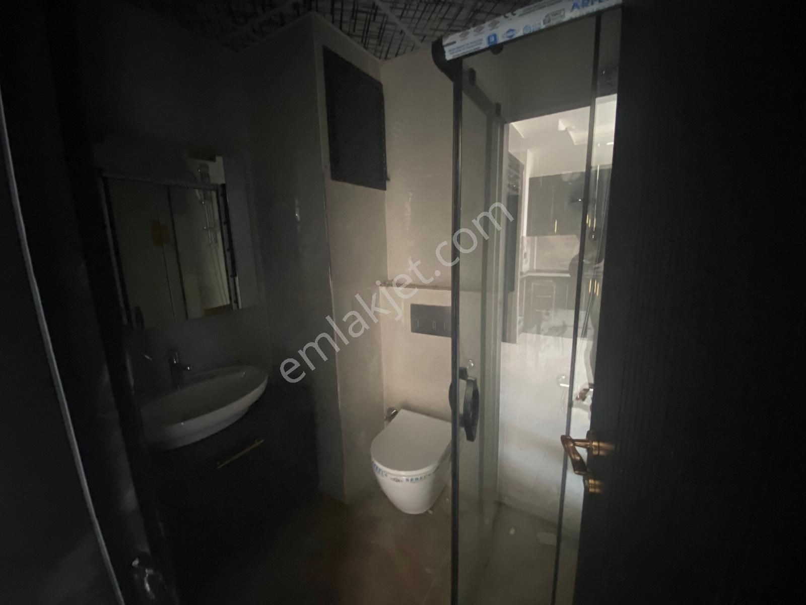 Tece Deniz Mah.de Genel İskanı Alınmış 1+1 Satılık Daire - Görsel 9