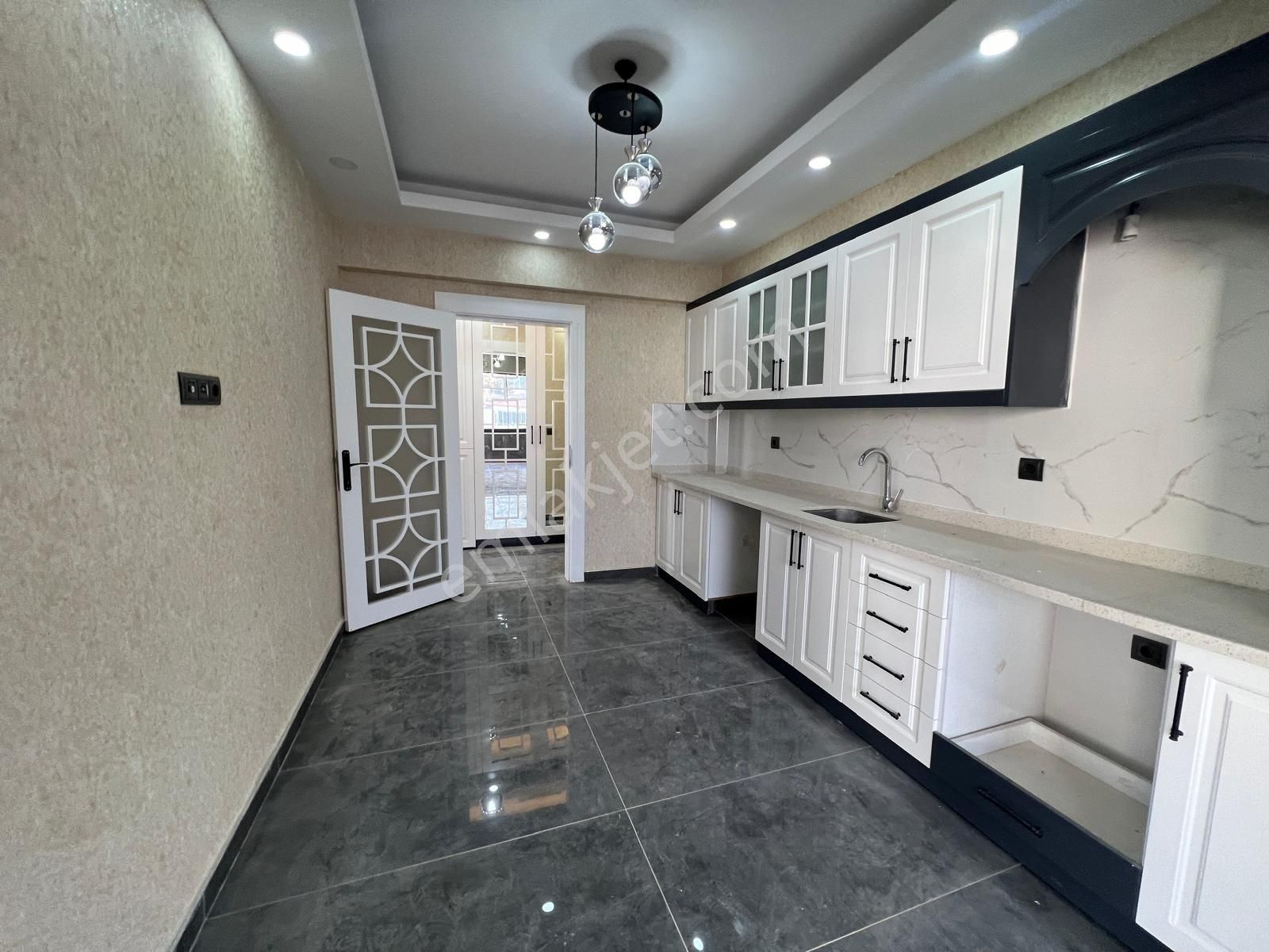 Konum'dan Satılık 2.5+1 Ultra Lüx Sıfır Daire - Görsel 6