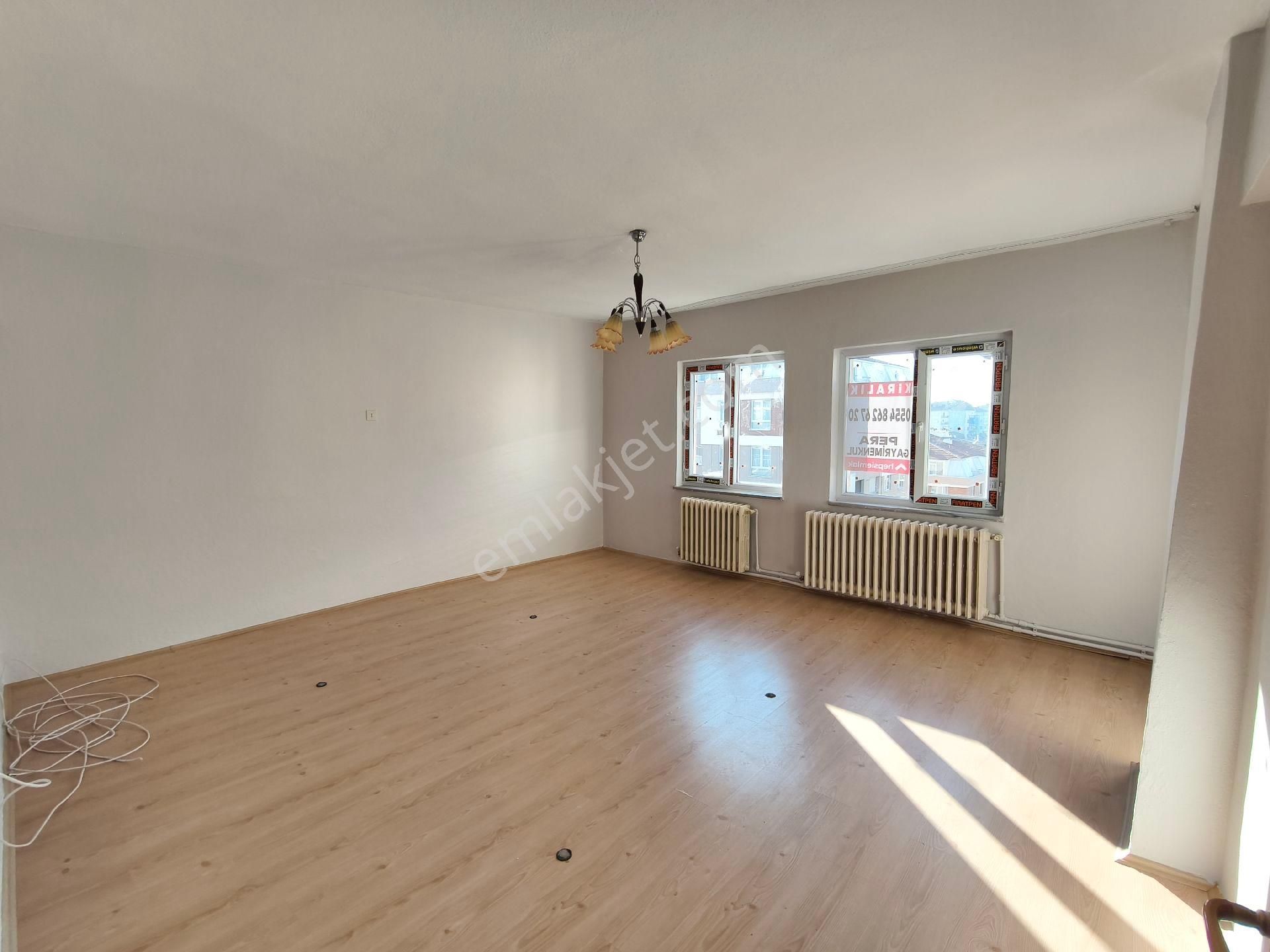 Pera'dan Kurtuluş Mh. Vatan Caddesinde Bakımlı,kiralık 3+1 Daire - Görsel 5