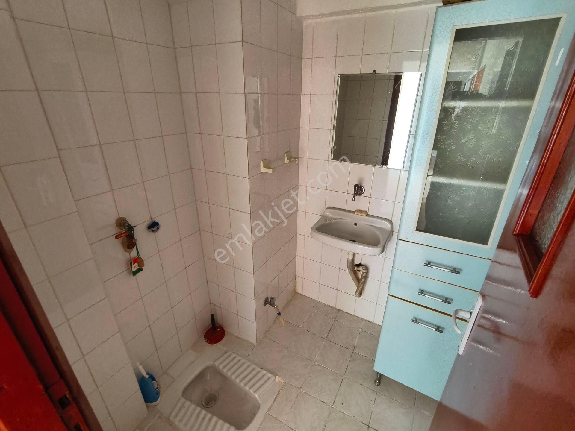 Pera'dan Kurtuluş Mh. Vatan Caddesinde Bakımlı,kiralık 3+1 Daire - Görsel 35