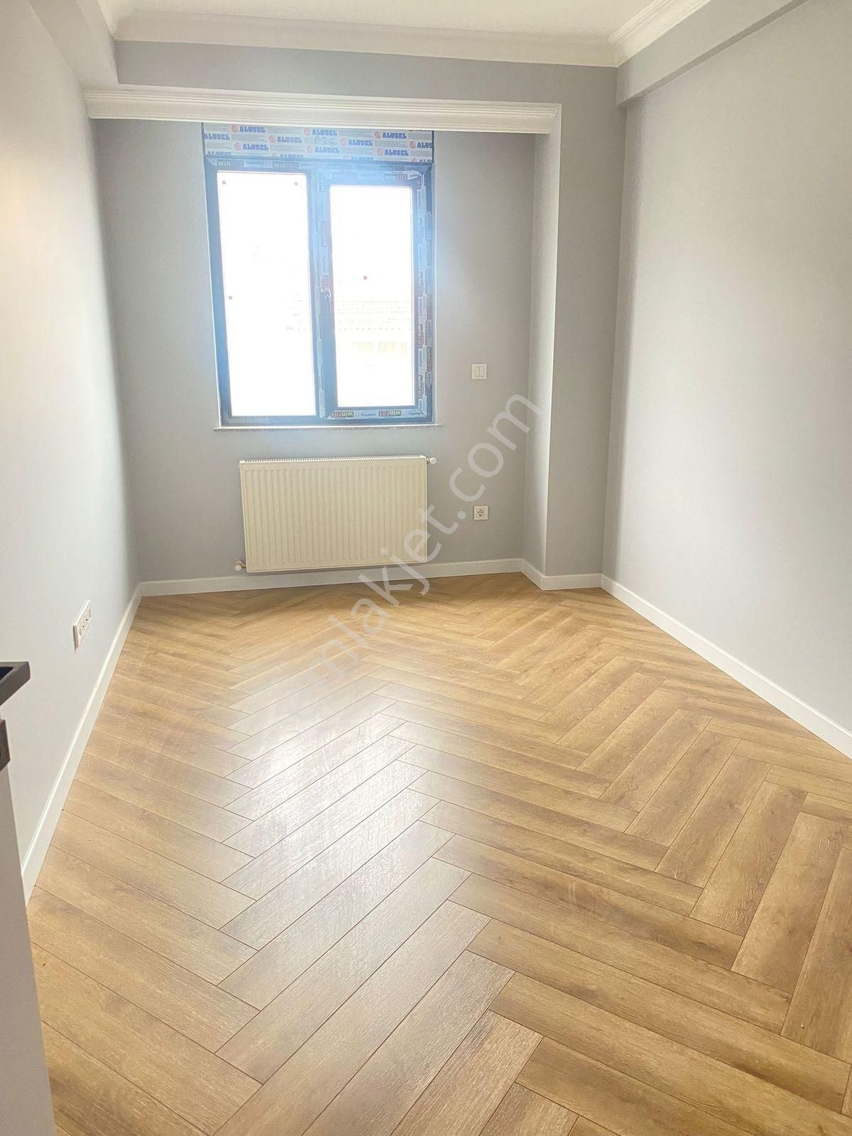 Üsküdar Selimiye'de Otoparklı, Kapanmaz Manzaralı Dubleks - Görsel 7