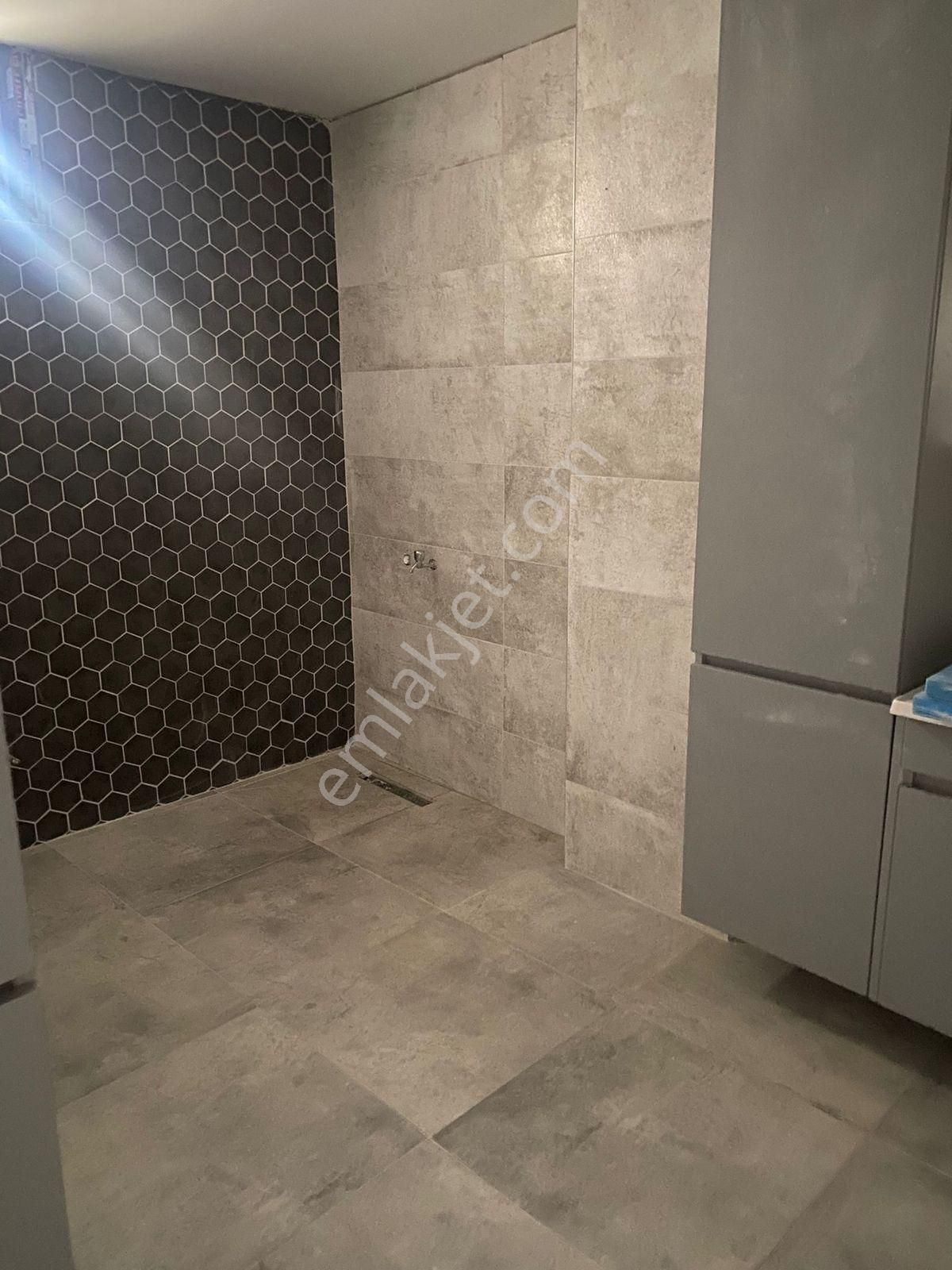 Üsküdar Selimiye'de Otoparklı, Kapanmaz Manzaralı Dubleks - Görsel 4