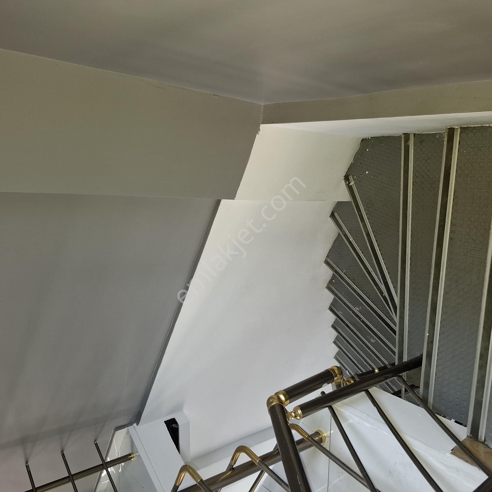 Çığdem Emlak ,dan Yeşiltepe,de Kiralık Dükkan - Görsel 11
