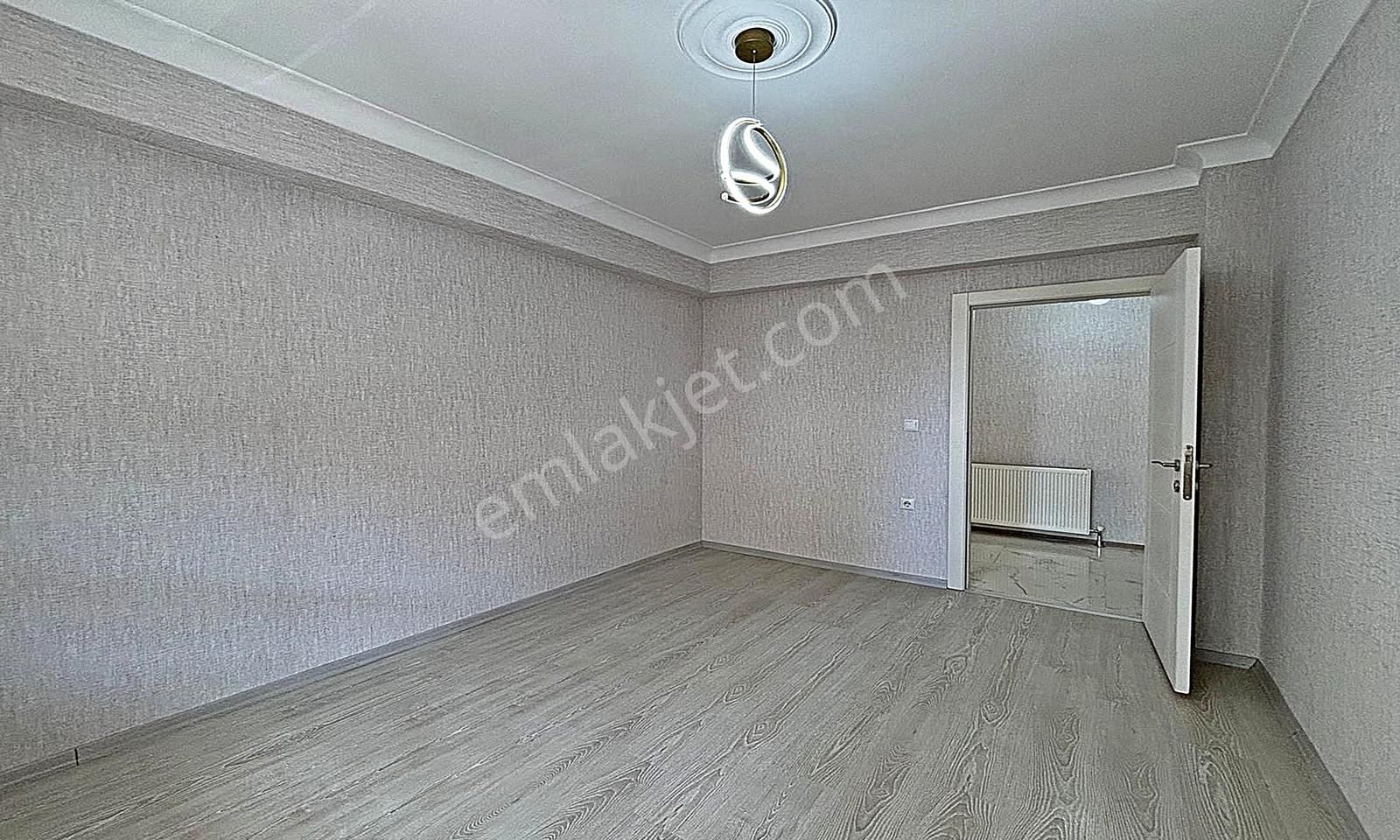 Bulvar'dan Karakaya'da Cadde Yakını Geniş Masrafsız 3+1 Daire!! - Görsel 19