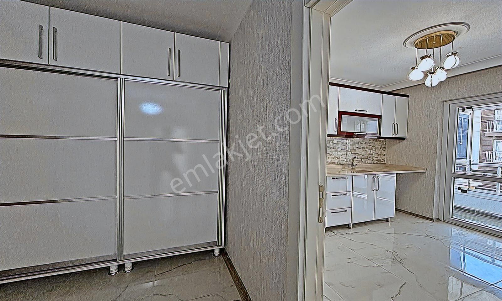 Bulvar'dan Karakaya'da Cadde Yakını Geniş Masrafsız 3+1 Daire!! - Görsel 28