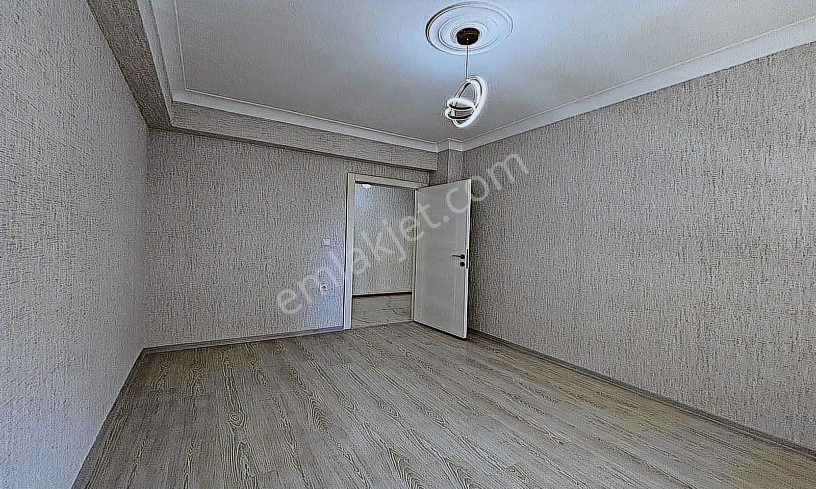 Bulvar'dan Karakaya'da Cadde Yakını Geniş Masrafsız 3+1 Daire!! - Görsel 9