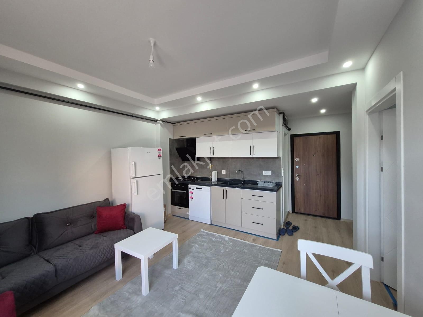 Rumeli World'den Bahçelievlerde Kiralık Eşyalı Sıfır 1+1 Daire - Görsel 7