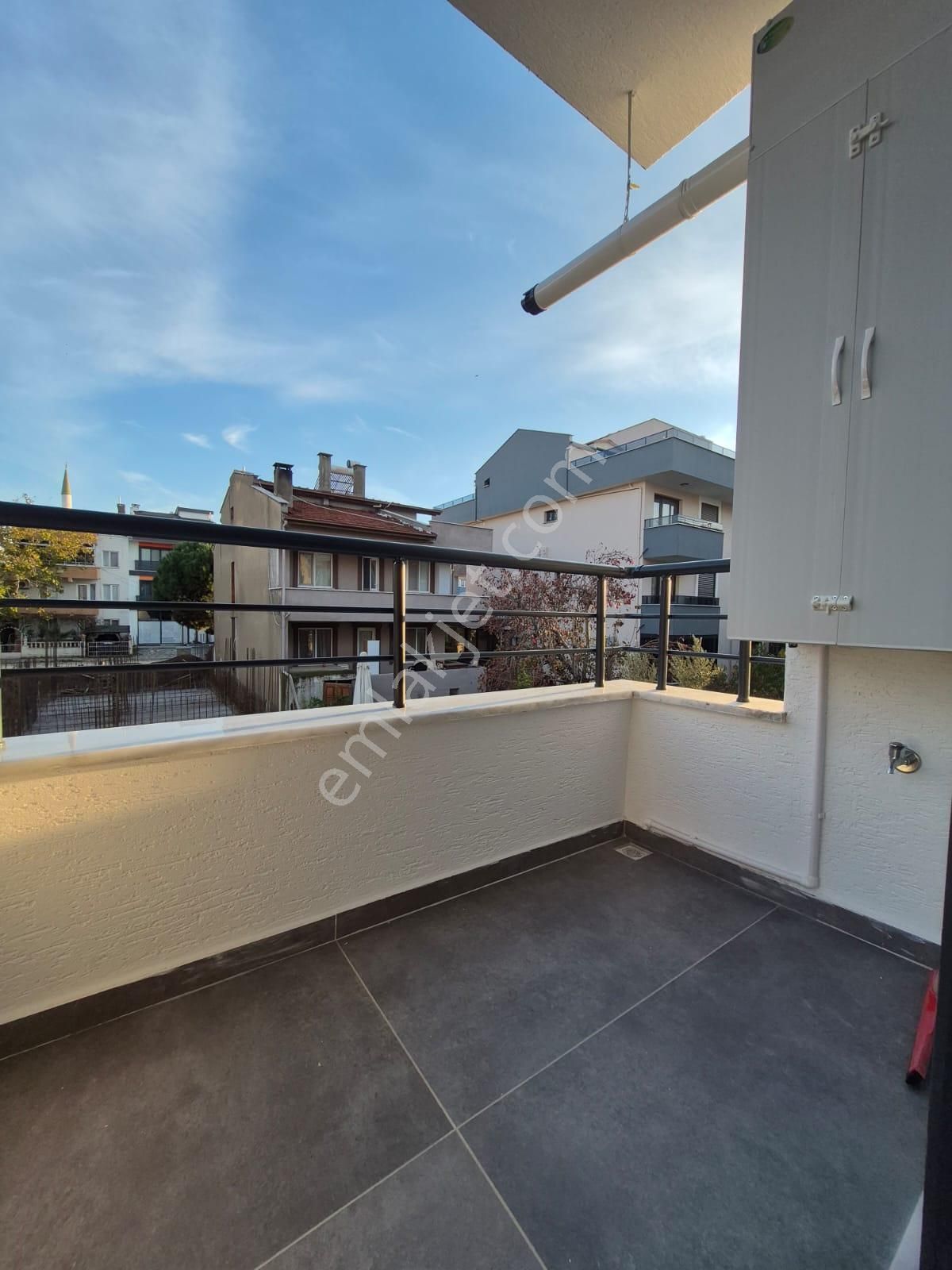 Rumeli World'den Bahçelievlerde Kiralık Eşyalı Sıfır 1+1 Daire - Görsel 12