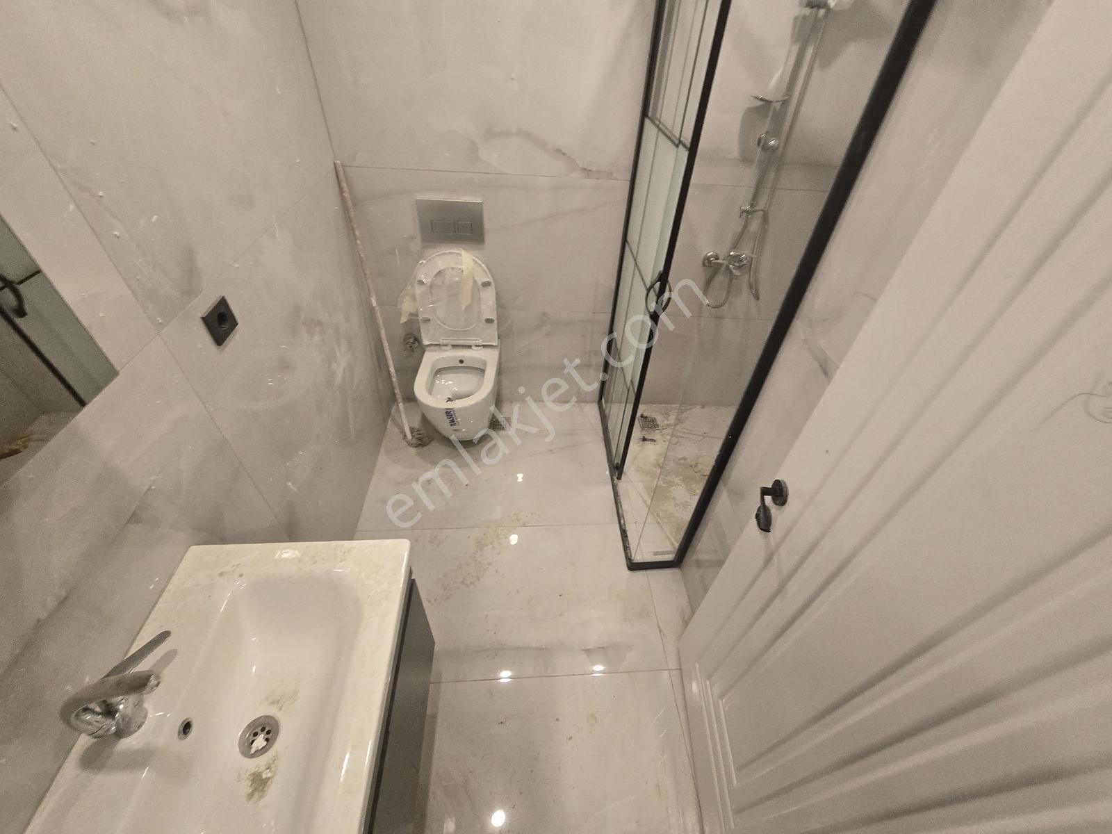 Pusula İnş.tan Zubeyde Hanım Cadeye Yakın 95m2 1kat Daire - Görsel 19