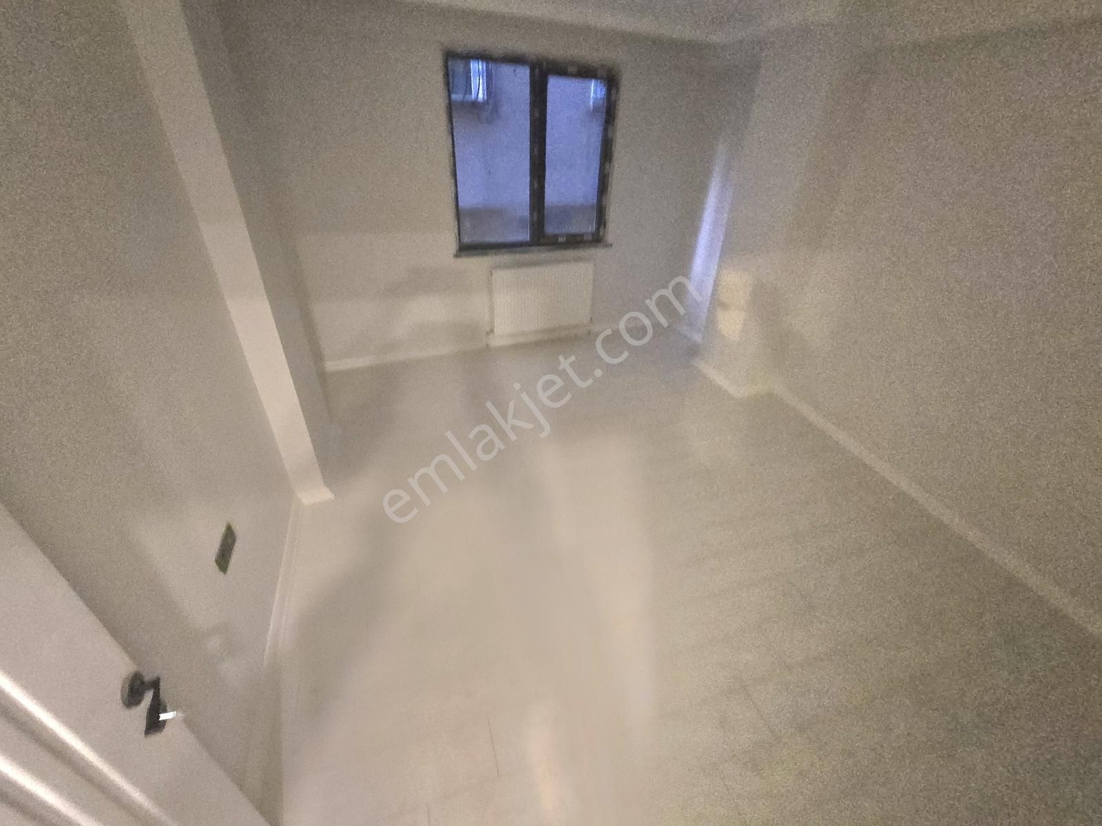 Pusula İnş.tan Zubeyde Hanım Cadeye Yakın 95m2 1kat Daire - Görsel 8