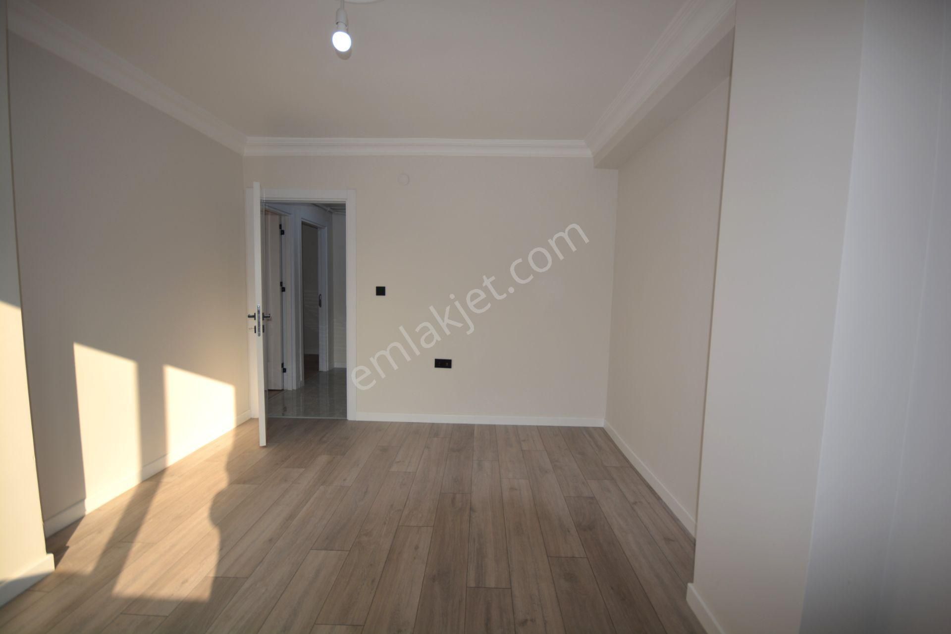 Satılık 120 Mk. Metroya Yakın Konumda 3+1 Daire - Görsel 9