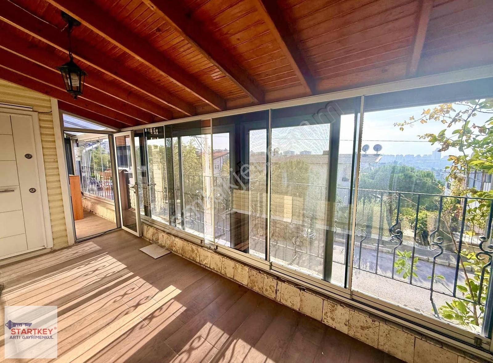 Çiğli Aydınlıkevler Köşe Konumda 5+1 Tripleks Satılık Villa - Görsel 5