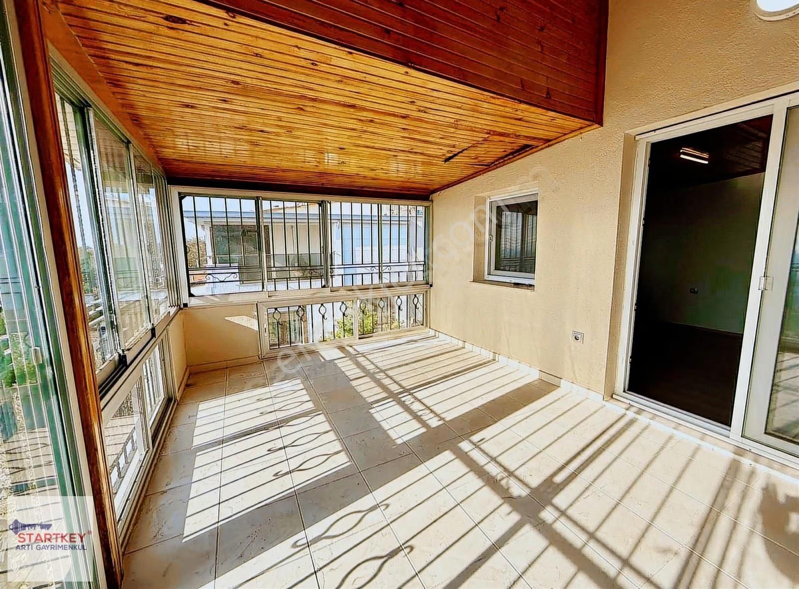 Çiğli Aydınlıkevler Köşe Konumda 5+1 Tripleks Satılık Villa - Görsel 23