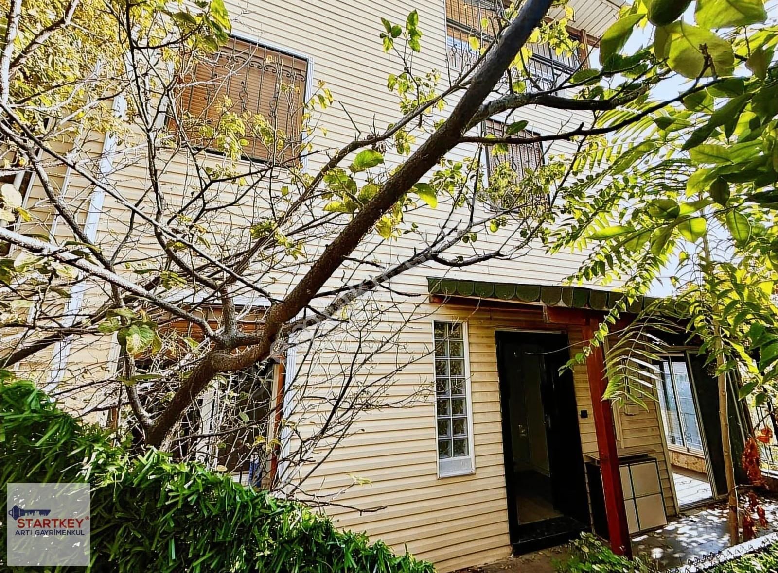 Çiğli Aydınlıkevler Köşe Konumda 5+1 Tripleks Satılık Villa - Görsel 13