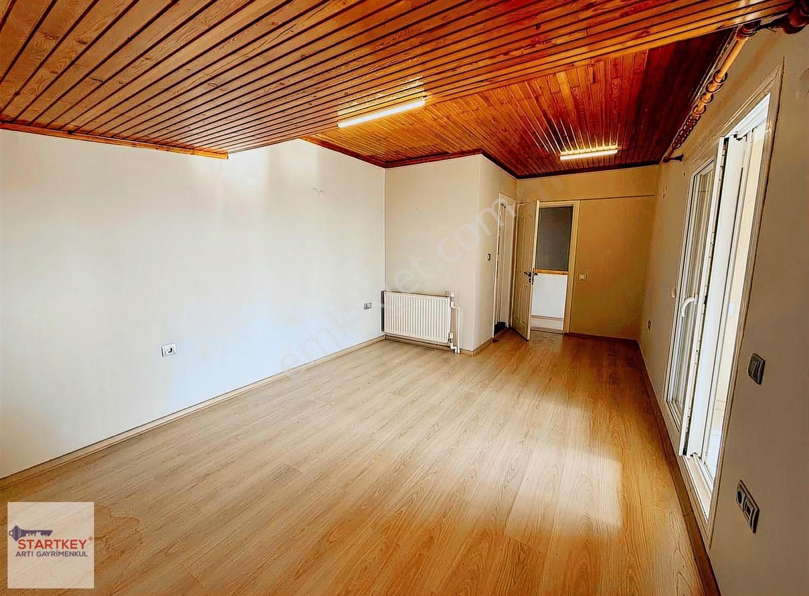 Çiğli Aydınlıkevler Köşe Konumda 5+1 Tripleks Satılık Villa - Görsel 24