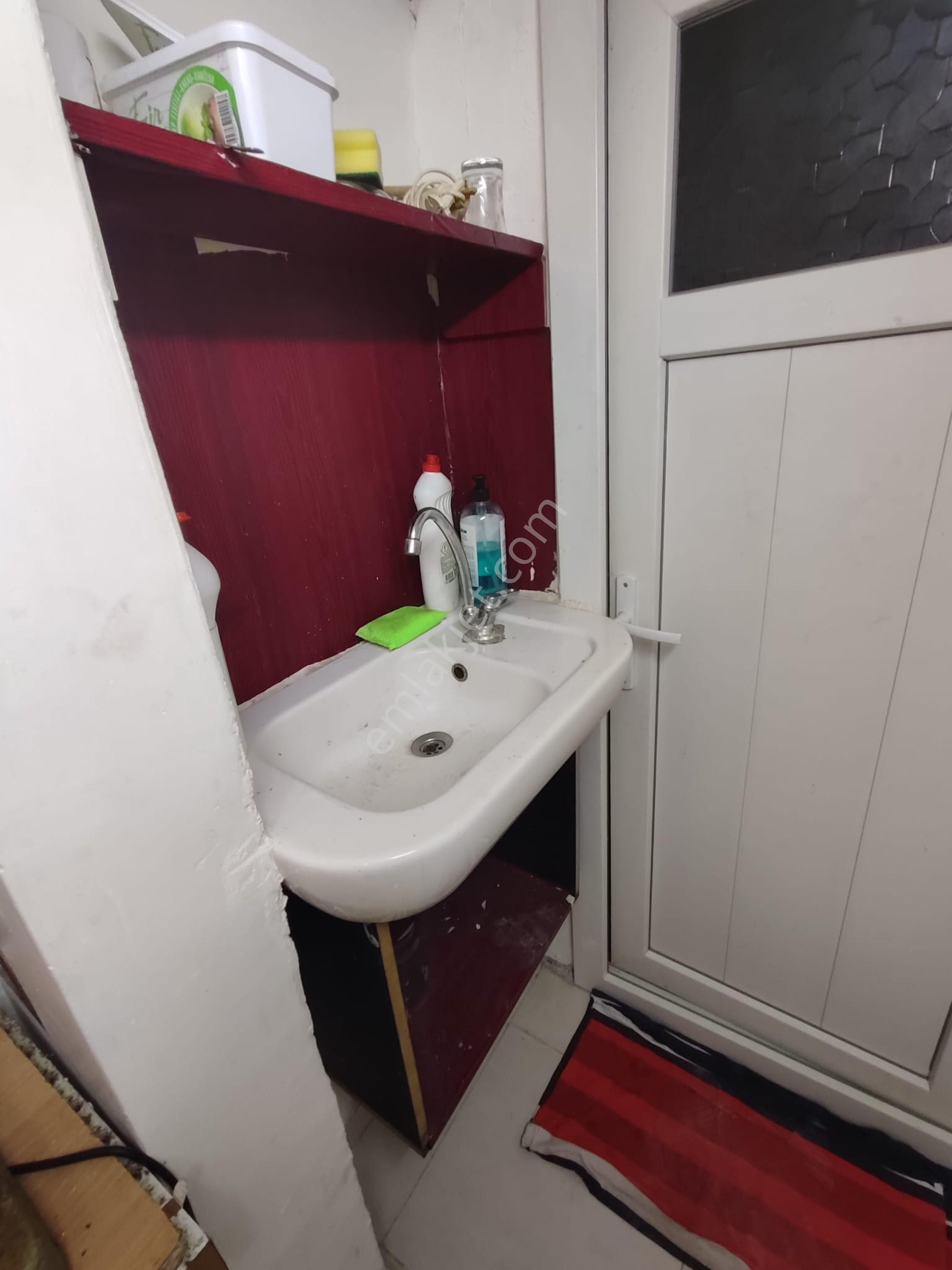 Seyhan Yeşilyurt Mahallesinde Metro Yanında Eşyalı Kiralık 1+0 - Görsel 6