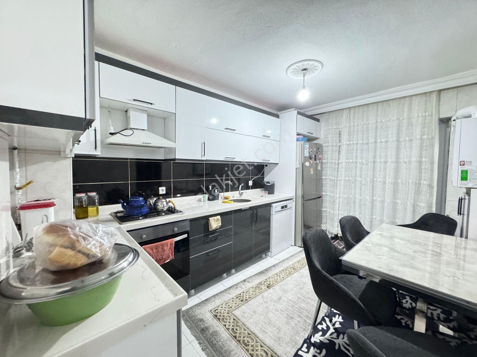 M.kemal'de 140m2kredi Limitsiz Mükemmel Lokasyonda Satılık Daire - Görsel 2