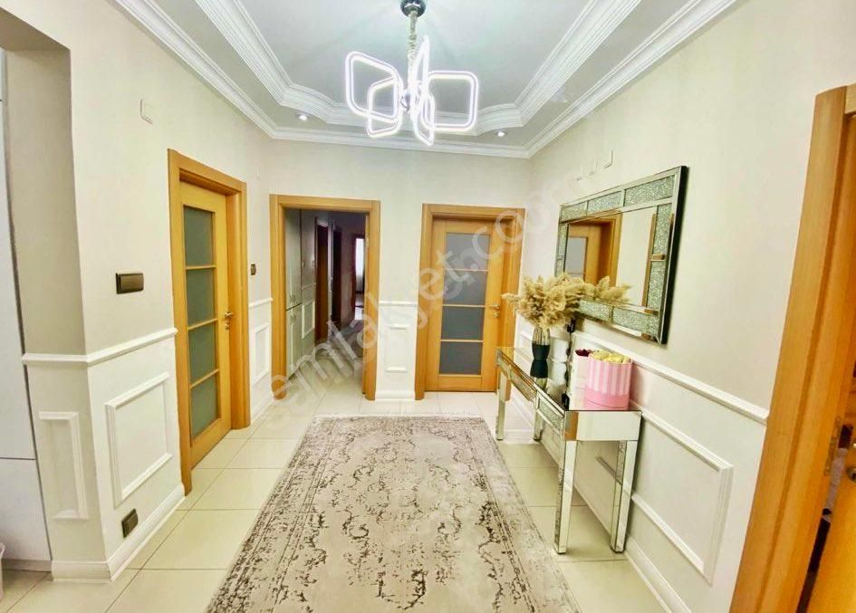 Prestijli Konumda, Tramvay Karşısı 4+1 Lüks Daire - Görsel 14