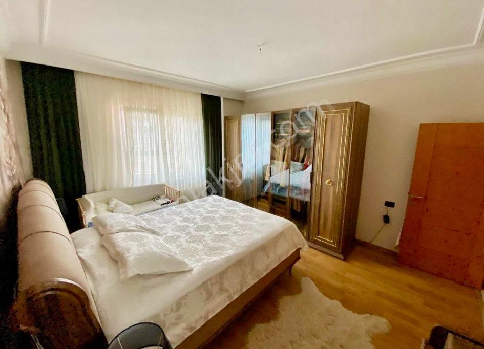 Prestijli Konumda, Tramvay Karşısı 4+1 Lüks Daire - Görsel 4