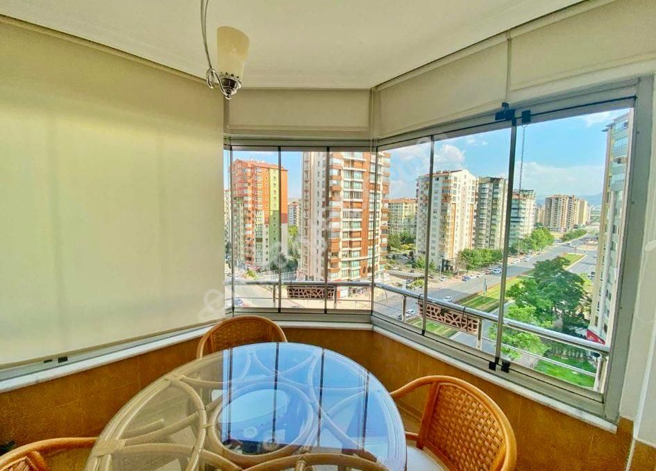 Prestijli Konumda, Tramvay Karşısı 4+1 Lüks Daire - Görsel 17