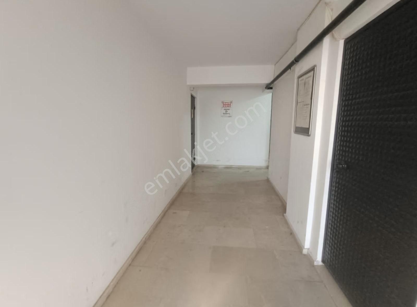 Namıkkemal Mah.de Müstakil Otoparklı Satılık 2+1 Daire - Görsel 21