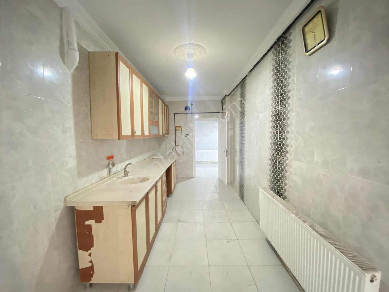 An-ka'dan Çarşı Merkez Yapılı 3+1 Ara Kat Daire Yatırım Fırsatı - Görsel 2