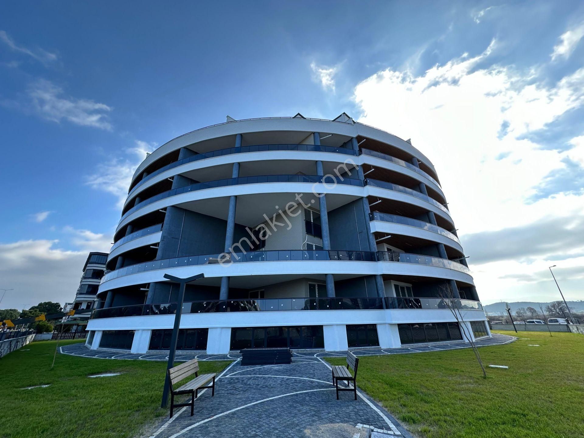 Rumeli World'den Ören Suits De Satılık 1+1 Daire