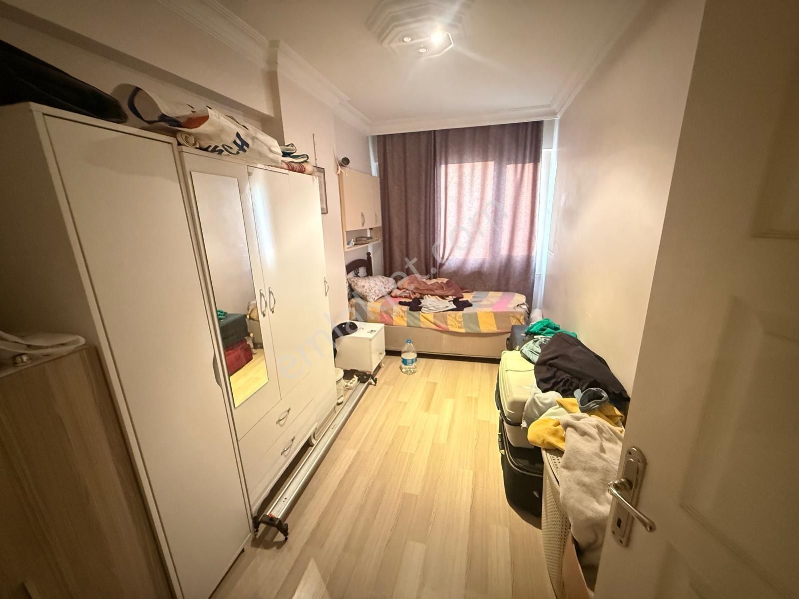 Barış'tan Özenemek Sitesnde 3+1'den 2+1 Çevrilmiş Ön Cephe Daire - Görsel 14