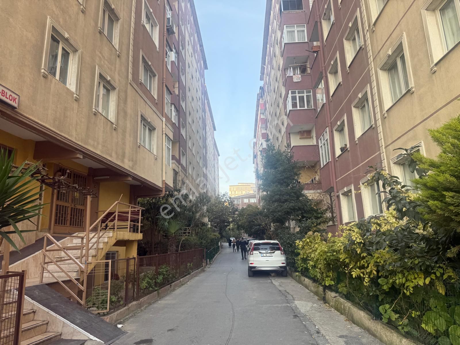 Barış'tan Özenemek Sitesnde 3+1'den 2+1 Çevrilmiş Ön Cephe Daire - Görsel 18