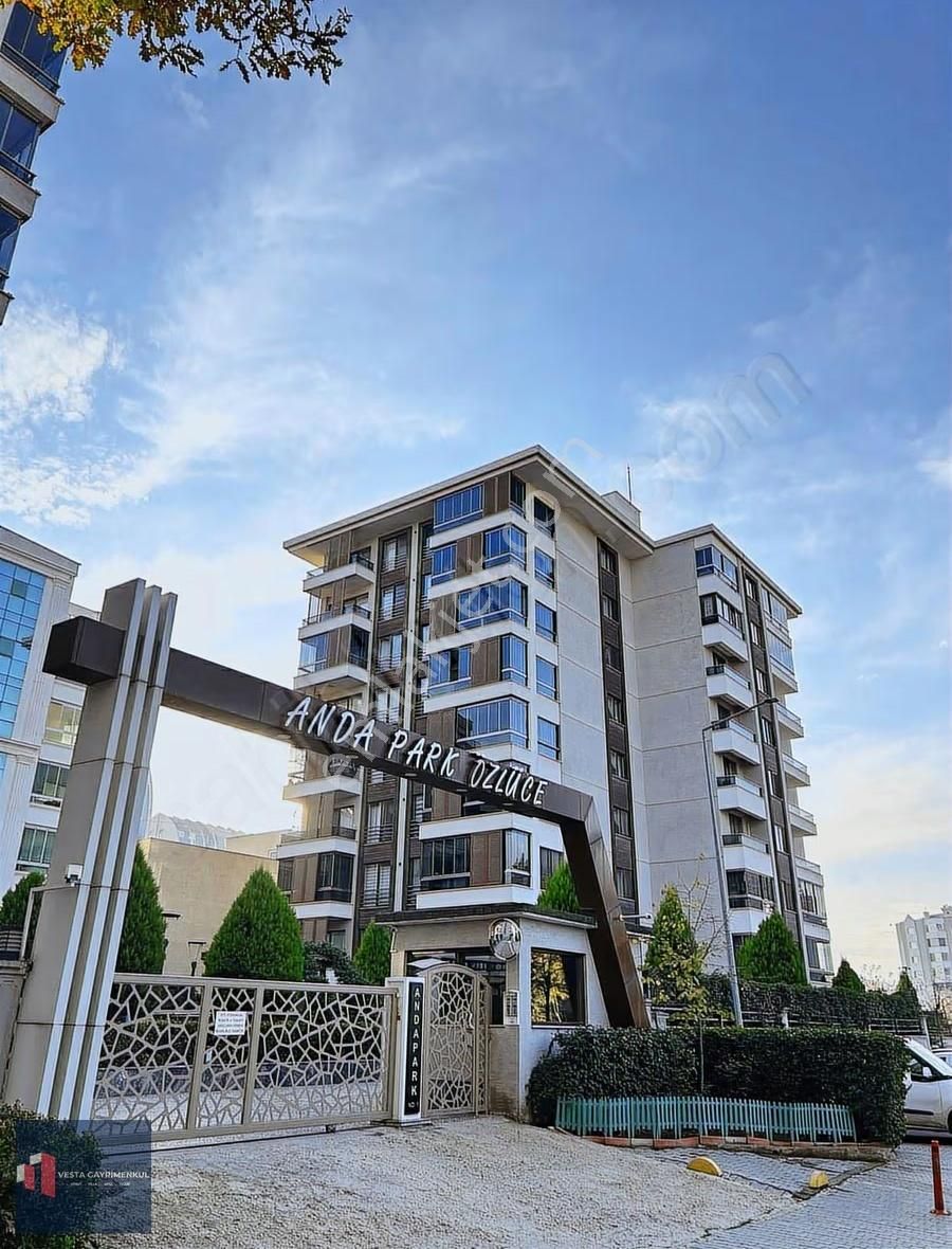 Özlüce Andapark Sitesinde 3+1 Panoromik Manzaralı Satılık Daire