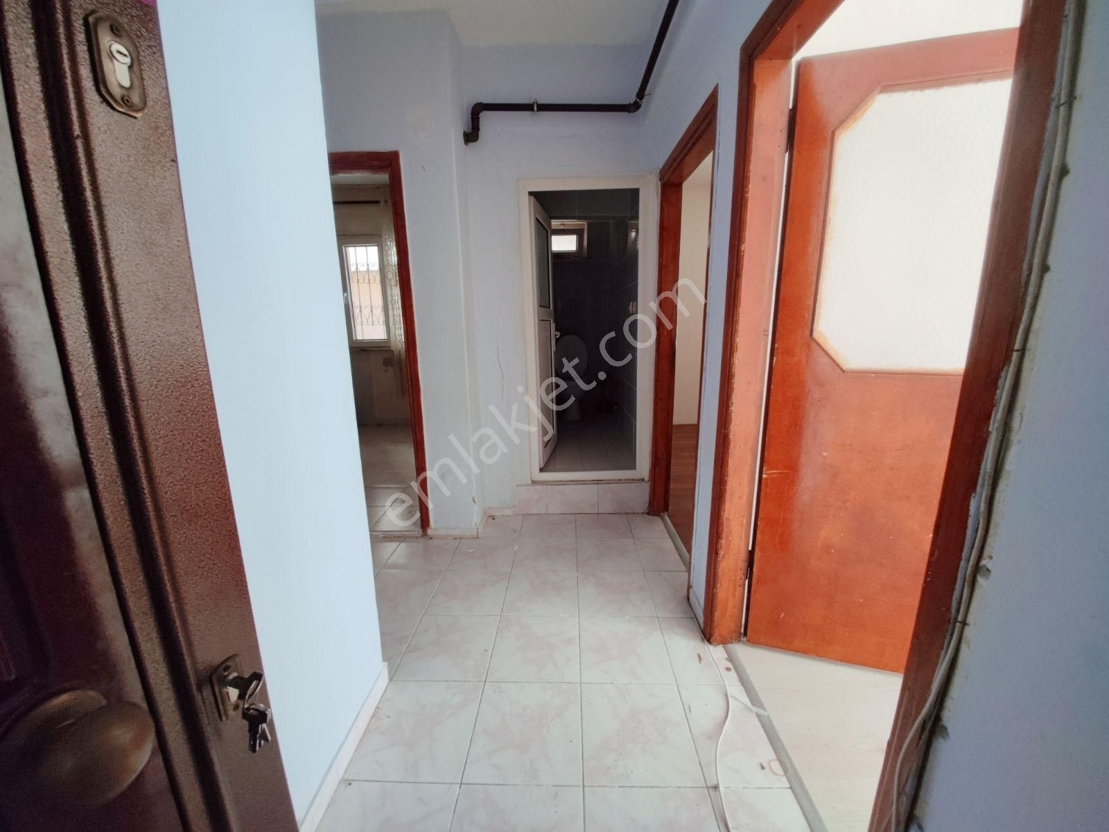 Alp Arslan Lisesine, E-5 Yakin 2+1 90m2 Banyo Wc Ayri Kombili - Görsel 14