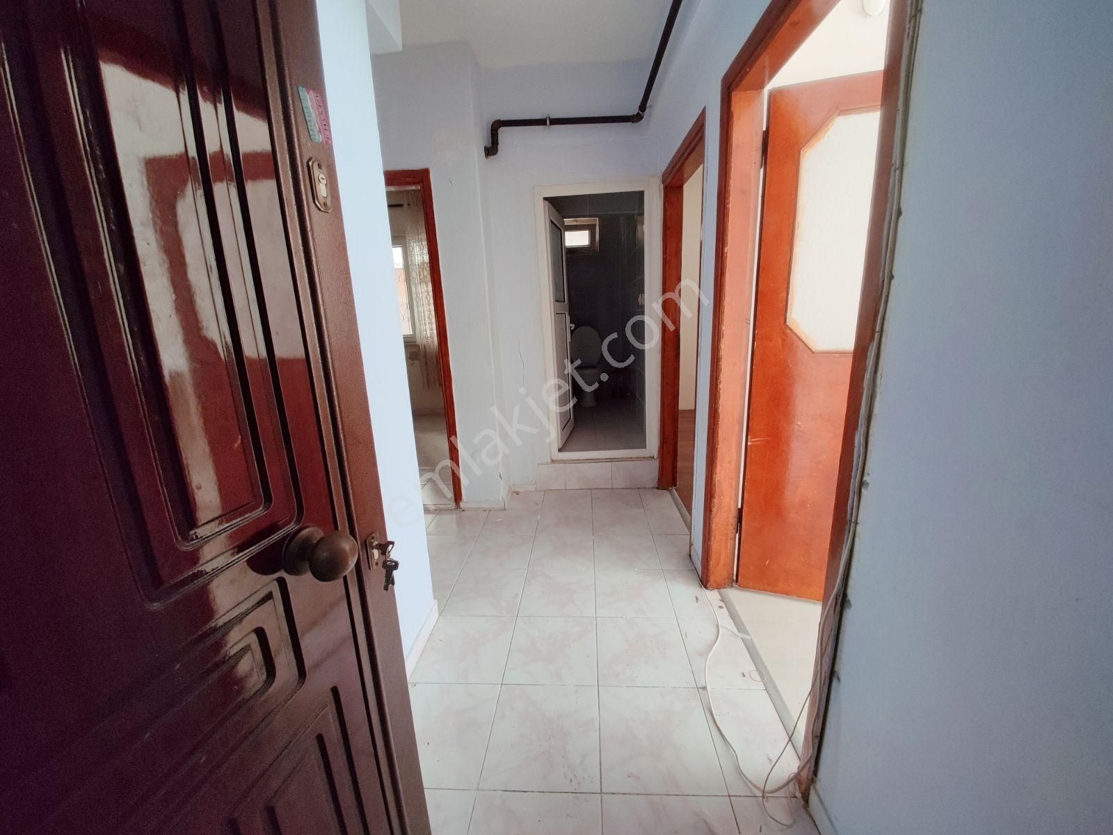 Alp Arslan Lisesine, E-5 Yakin 2+1 90m2 Banyo Wc Ayri Kombili - Görsel 7