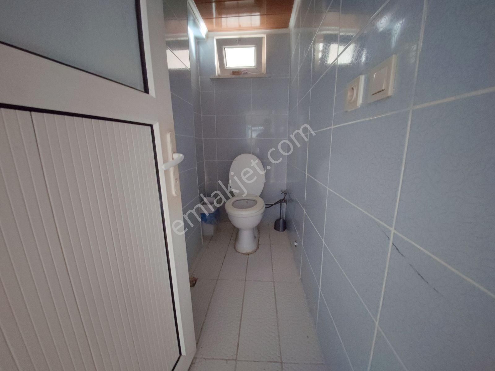 Alp Arslan Lisesine, E-5 Yakin 2+1 90m2 Banyo Wc Ayri Kombili - Görsel 3