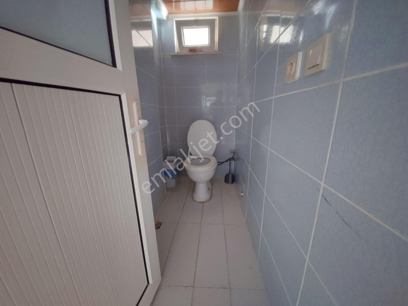 Alp Arslan Lisesine, E-5 Yakin 2+1 90m2 Banyo Wc Ayri Kombili - Görsel 9