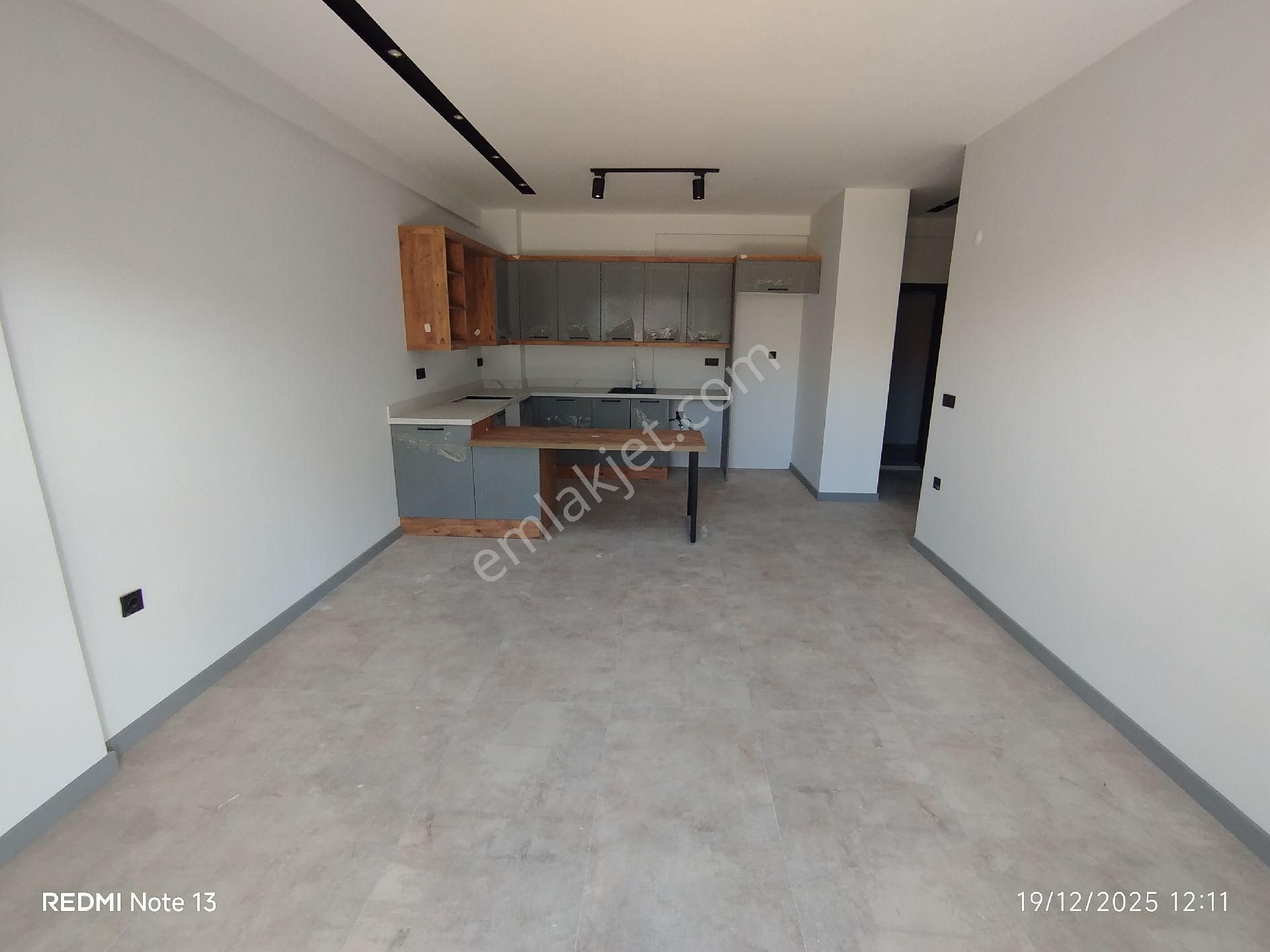 Kuşadası Degirmendere70m2 Muhtesem 1+1 Bahceli Satılık Daire - Görsel 8