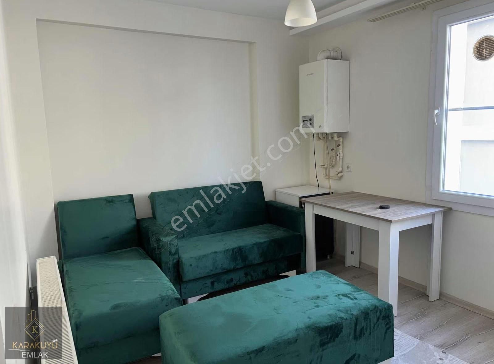 Ana Cadde Üzerinde 2+1