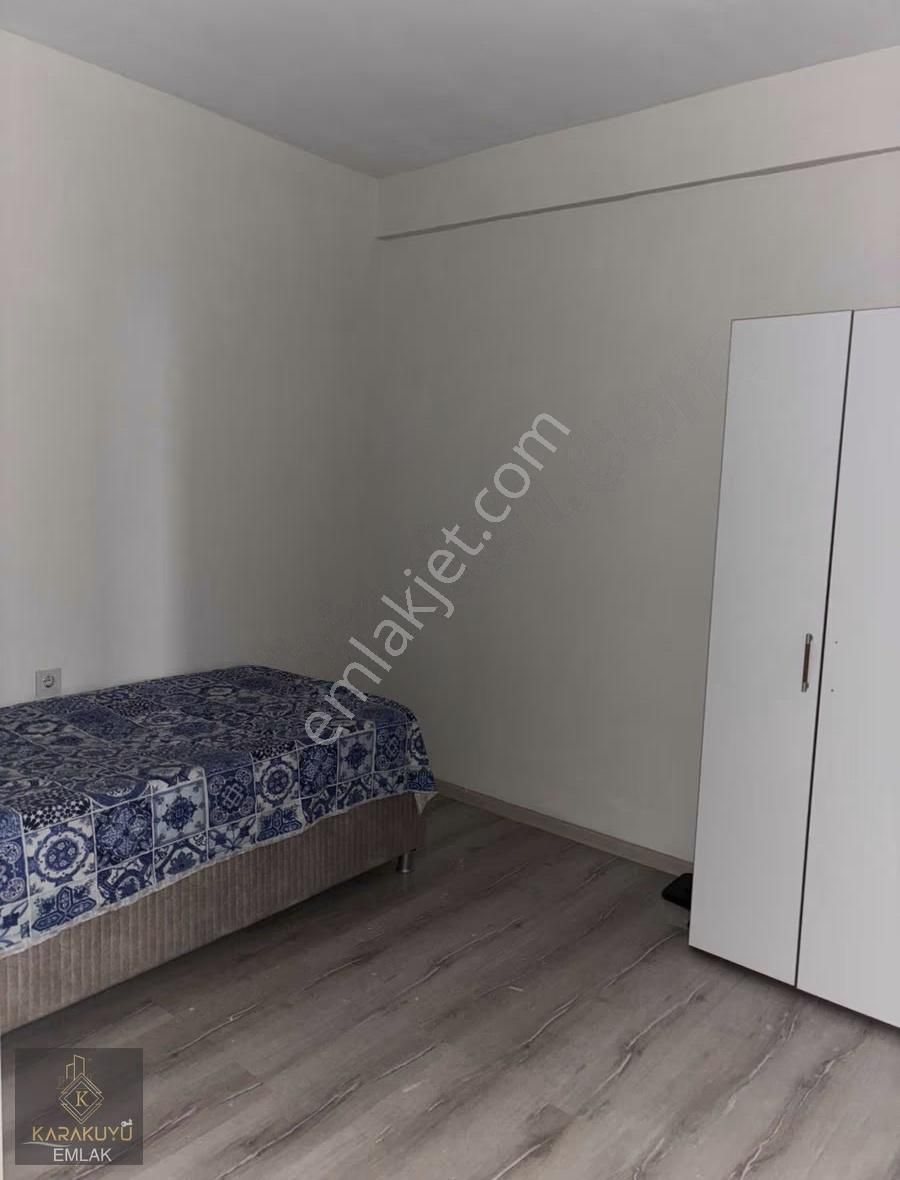 Ana Cadde Üzerinde 2+1 - Görsel 7