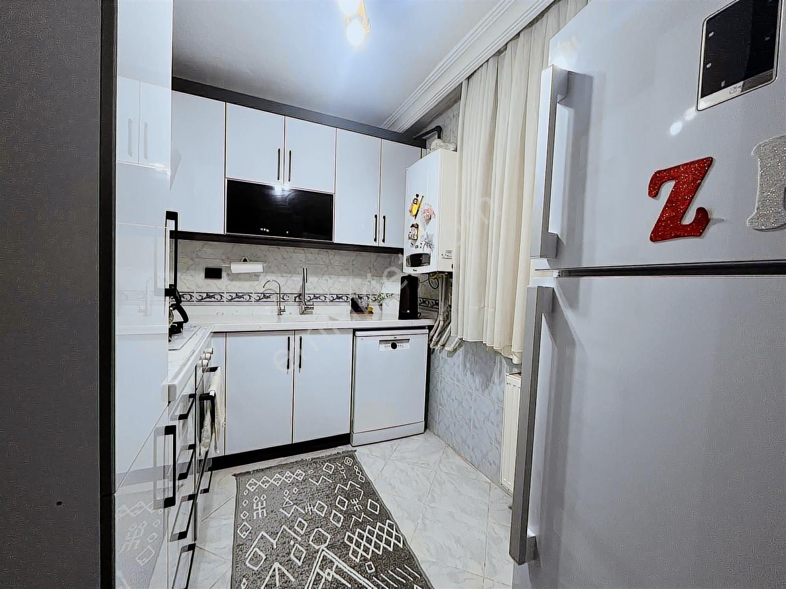 Elvan Mahallesinde Merkezi Konumlu,bakımlı 3+1 Satılık Daire - Görsel 10