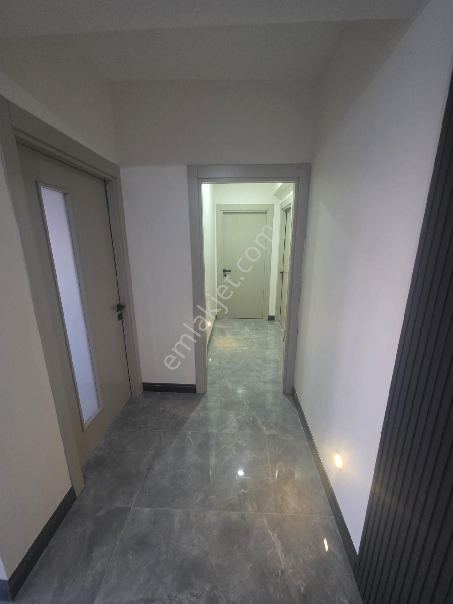 Bahçelievlerde Sıfır 2.5+1 Lux - Görsel 14