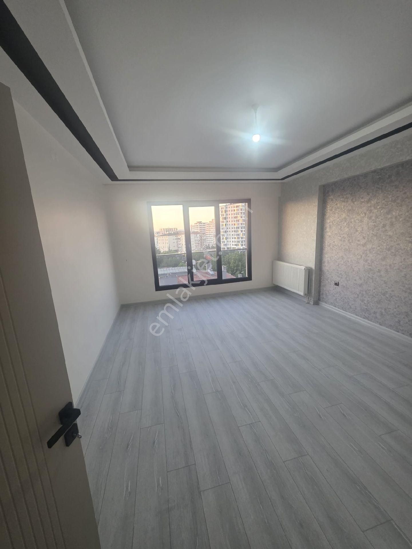 Bahçelievlerde Sıfır 2.5+1 Lux - Görsel 6