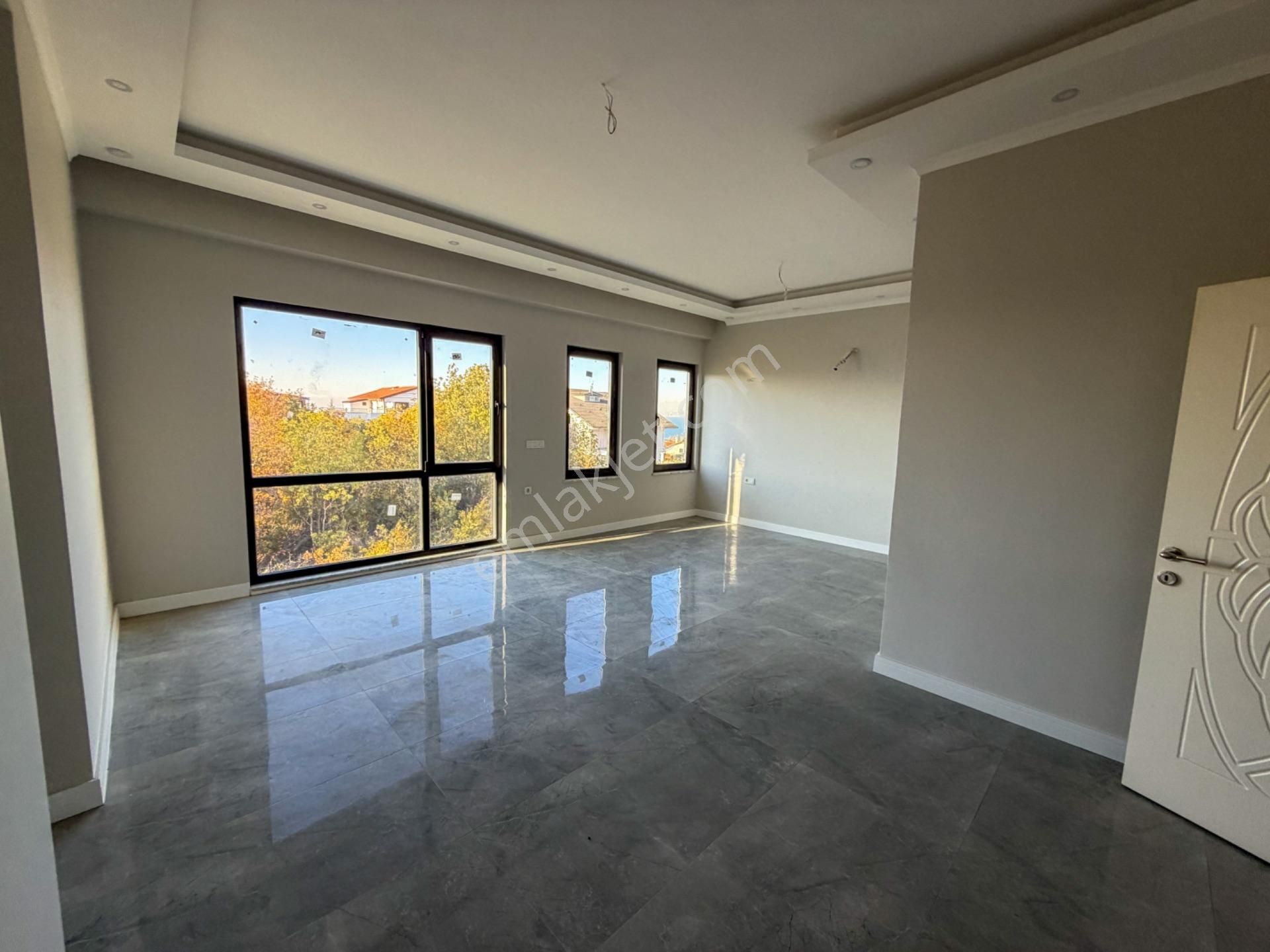 Yalova Kadıköy'de Deniz Manzaralı Satılık Müstakil Villa - Görsel 23