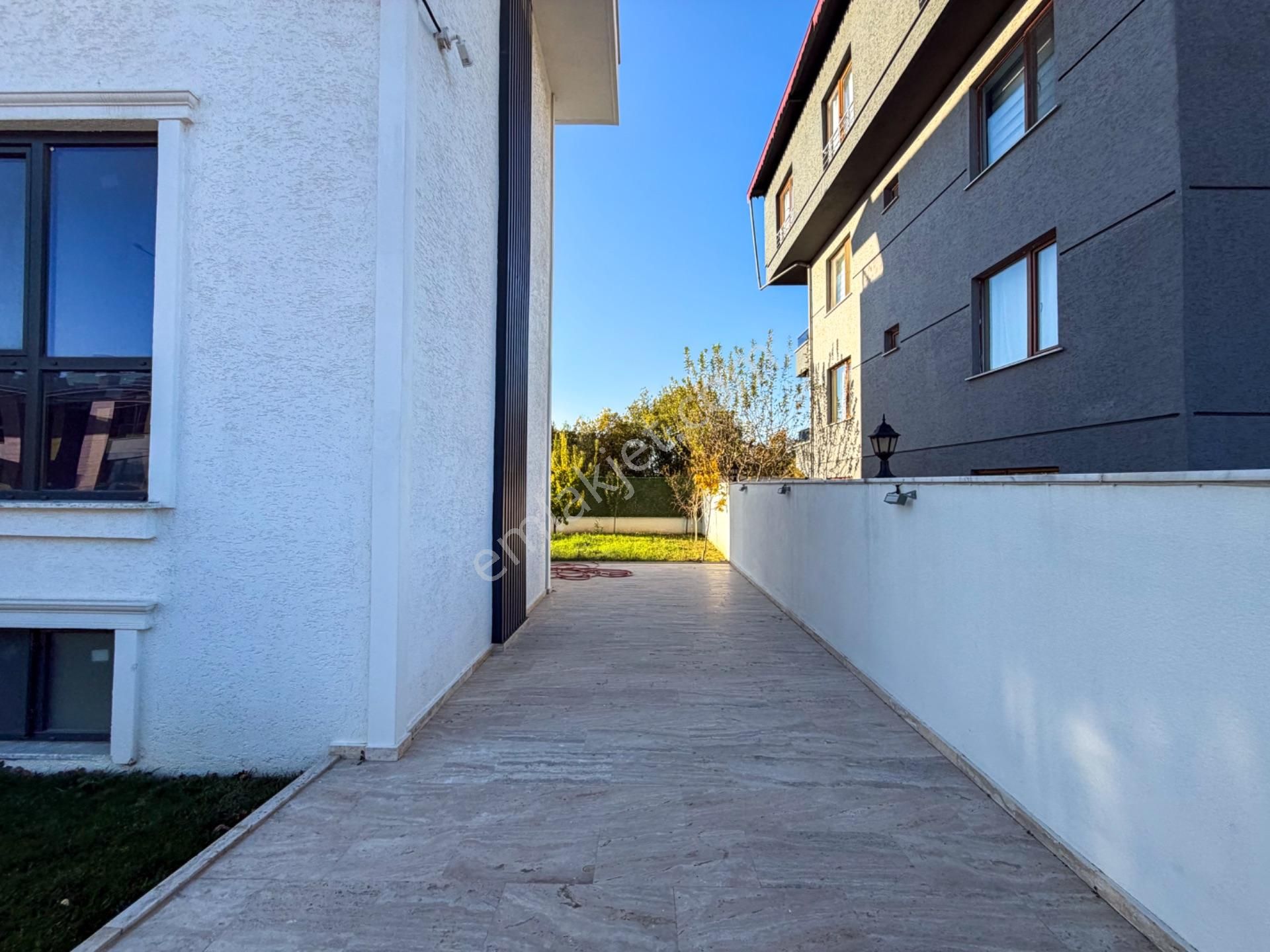 Yalova Kadıköy'de Deniz Manzaralı Satılık Müstakil Villa - Görsel 35